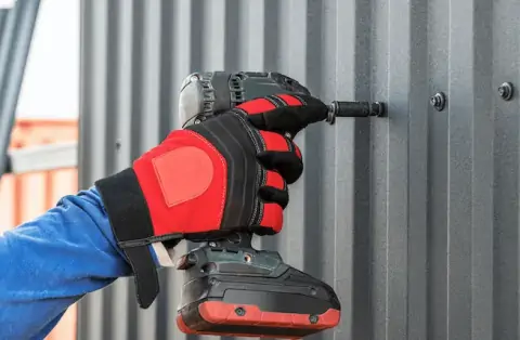 Travaux de zinguerie - Rochy-Condé